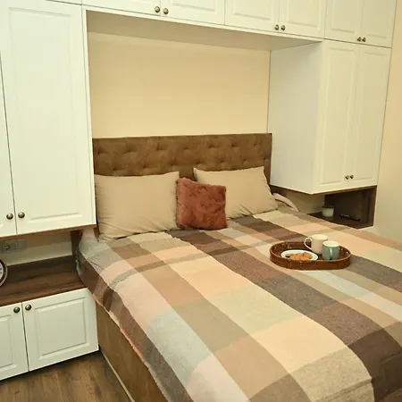 아파트 в центъра на търново *